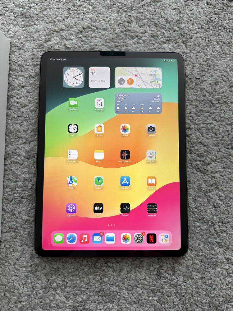 Tableta Apple iPad Pro 11 Wi-Fi 64GB impecabila, cutie + smart folio