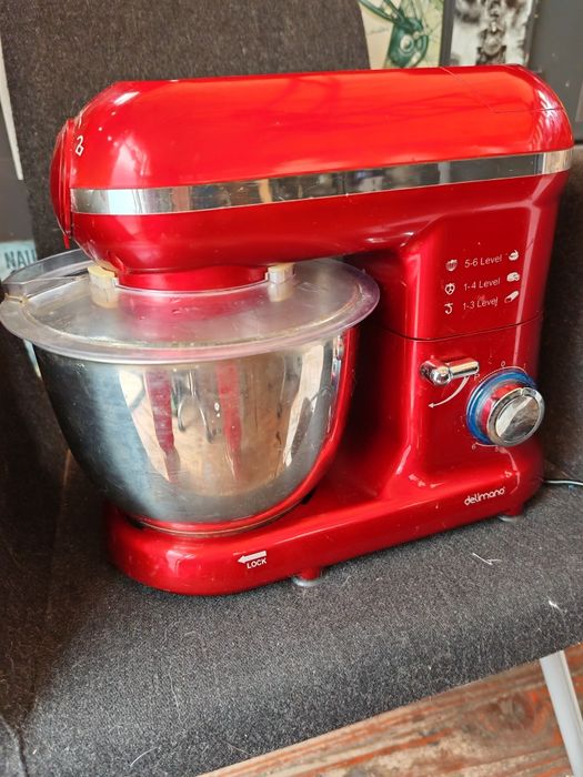 Vând robot de bucătărie Delimano