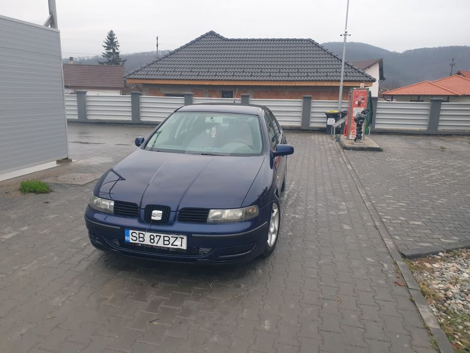 Vând Seat Leon  benzina