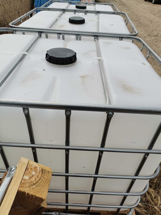 Бидони - 1000л - НОВИ