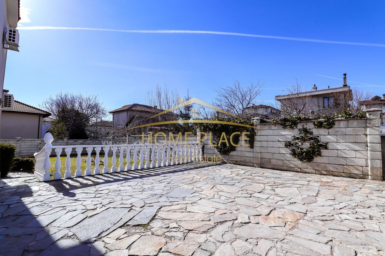 Дава се под наем Етаж от къща в Варна, м-т Траката - 65 кв.м за 408 € - Снимка #5