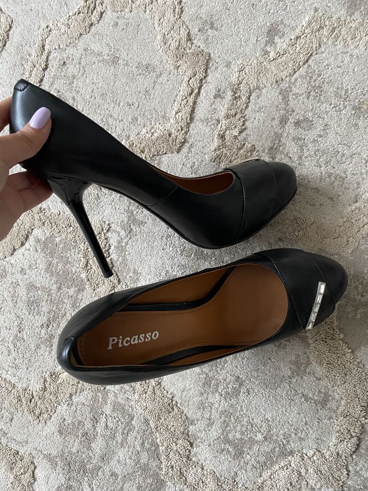 Продам туфли бренд Picasso