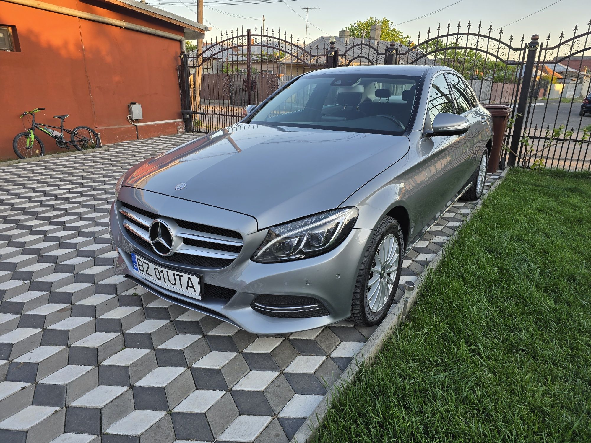 Mercedes C O7688O4948