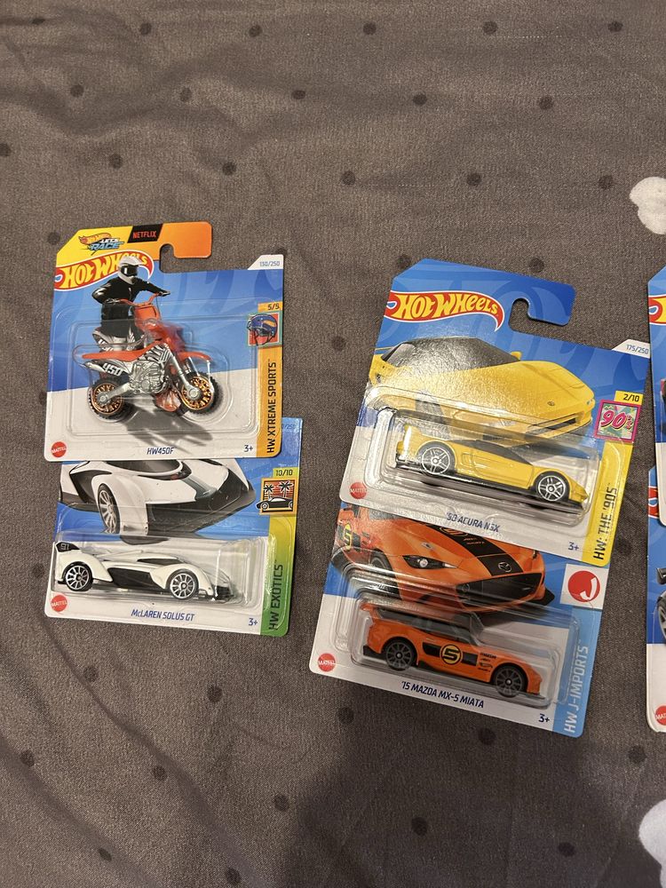 Hot wheels колички