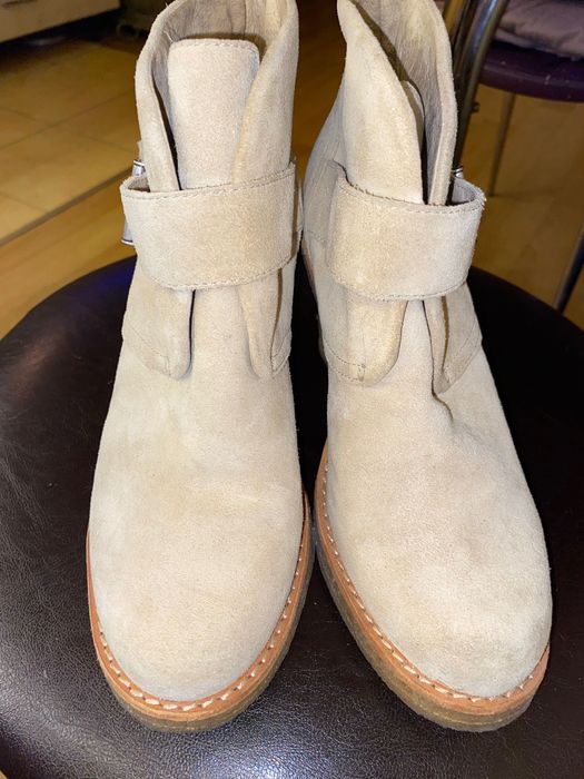 Ghete UGG piele bej