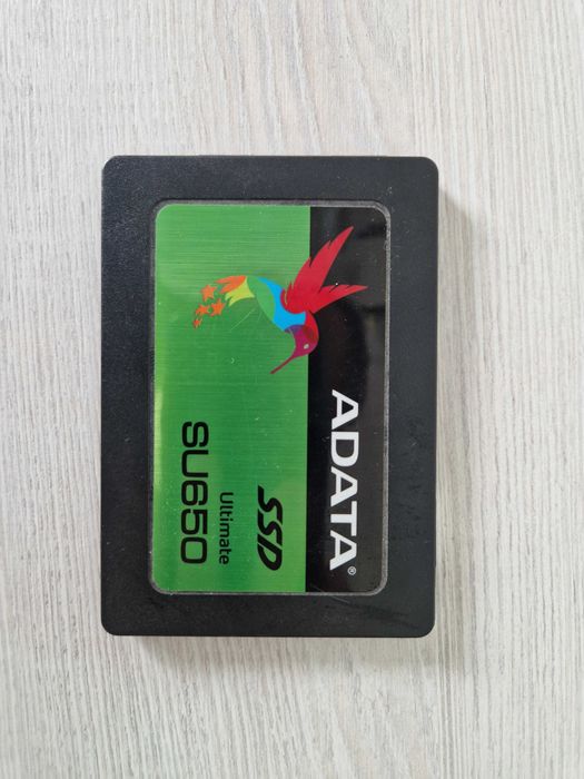 SATA SSD на 120 гб от ADATA