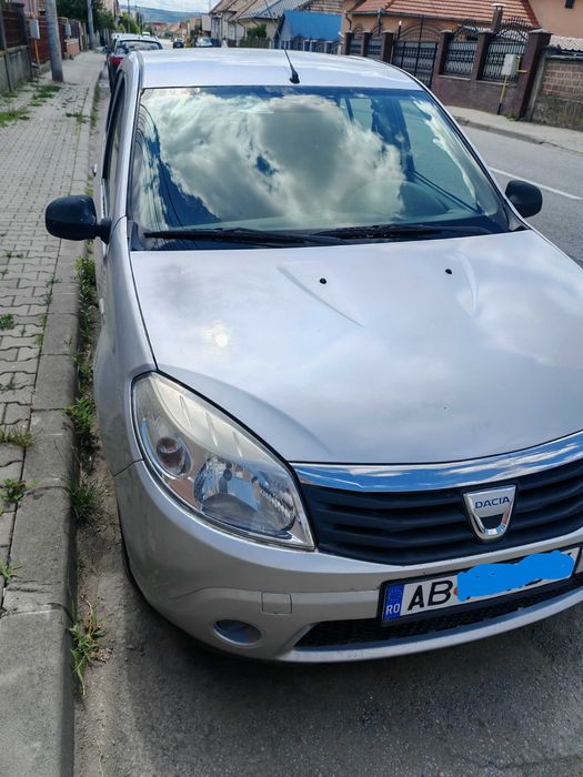 Dacia Sandero 2011