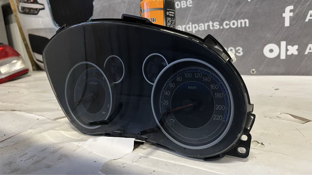 2 броя километраж Suzuki SX4 (2005-2013)