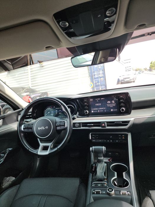Kia k5 2023 yil toza
