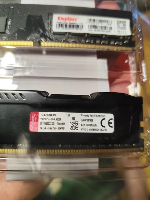 Продам озу ddr4 8gb и 16gb