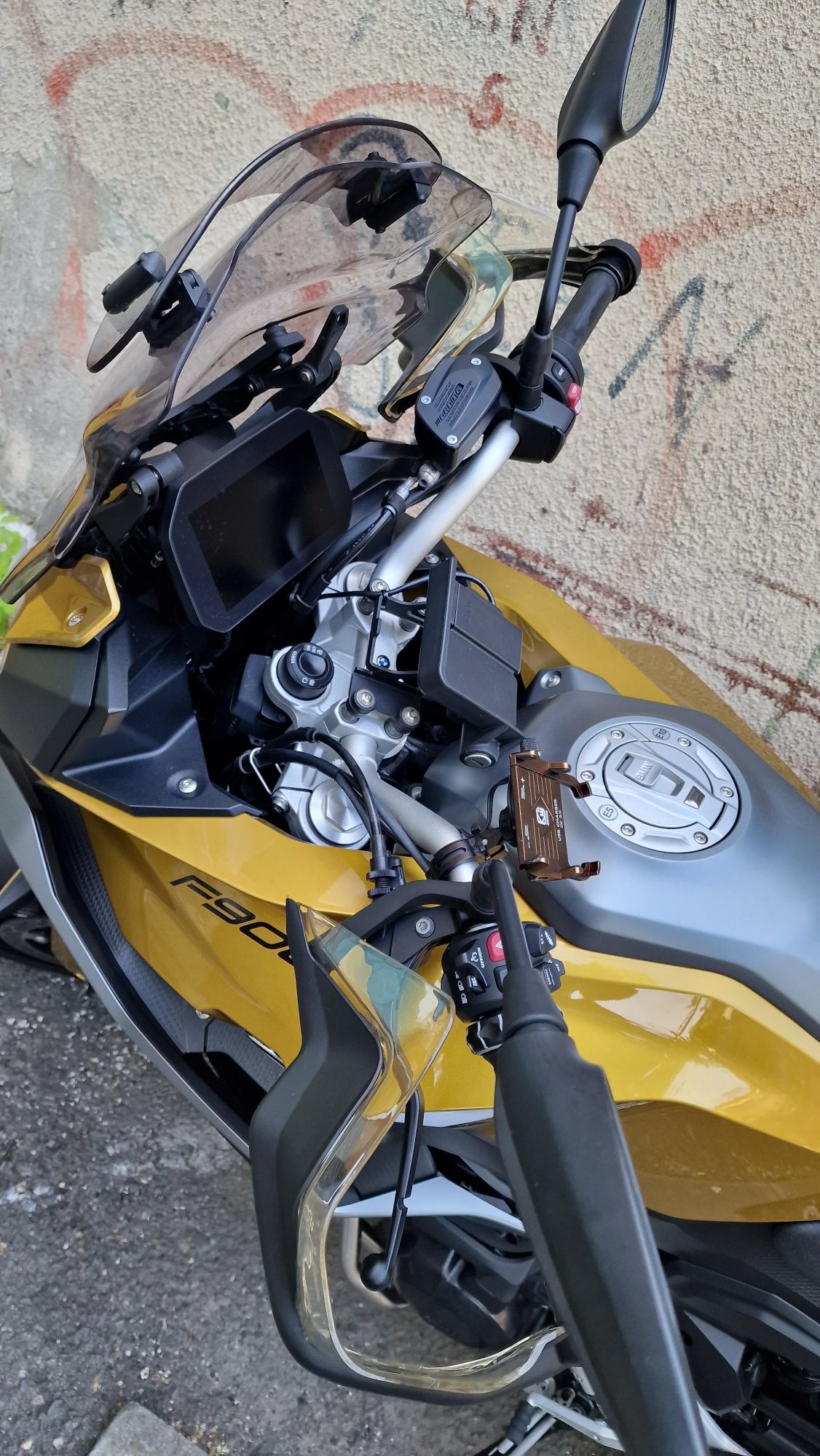 BMW F900XR garantie 2025 + cutii laterale si spate