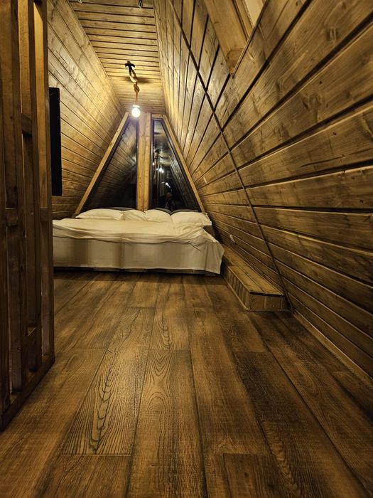 Cabana de inchiriat cu ciubăr- Valea Doftanei PH (8 persoane)