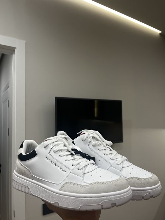 Продам оригинальную обувь Tommy Hilfiger
