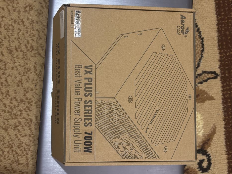 AeroCool VX Plus Series 700W