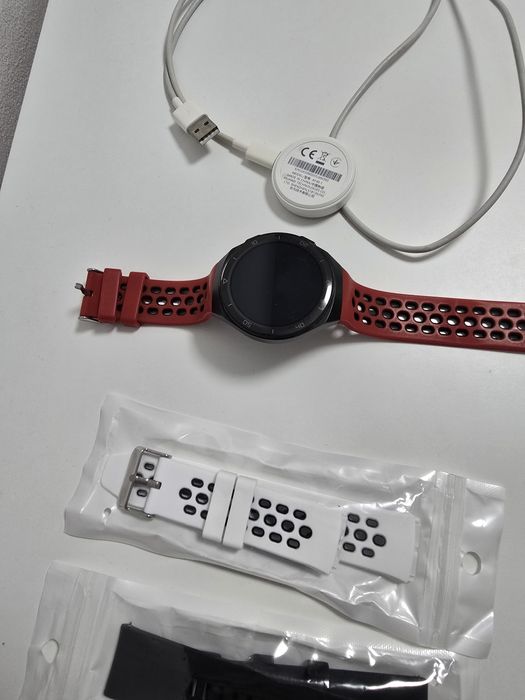 Huawei Watch GT 2e (HCT-B19) + încărcător + 2 curele noi