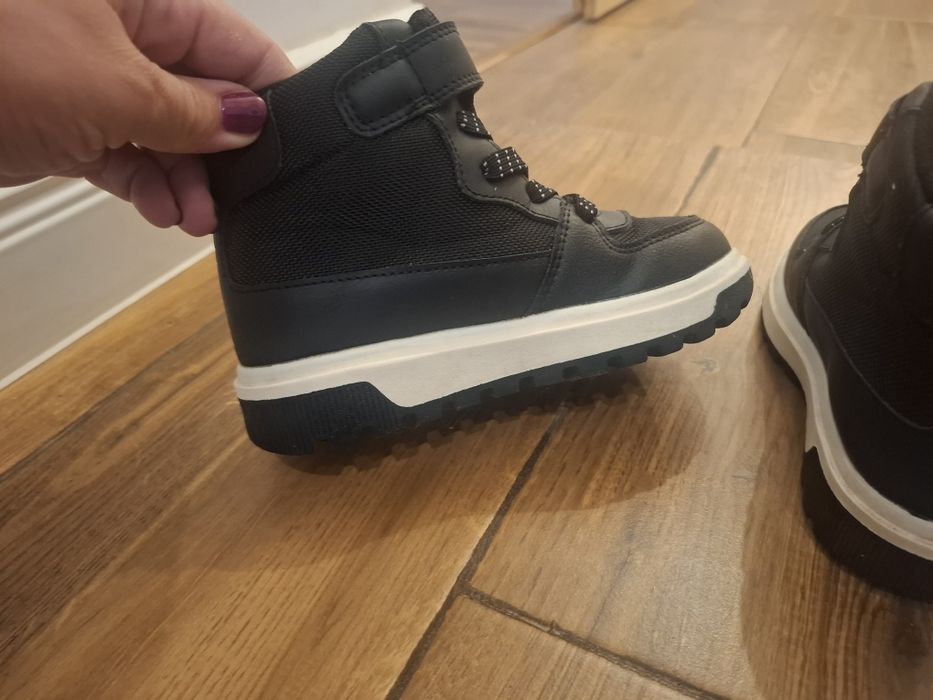 Водоустоичиви зимни обувки/боти за момче HM