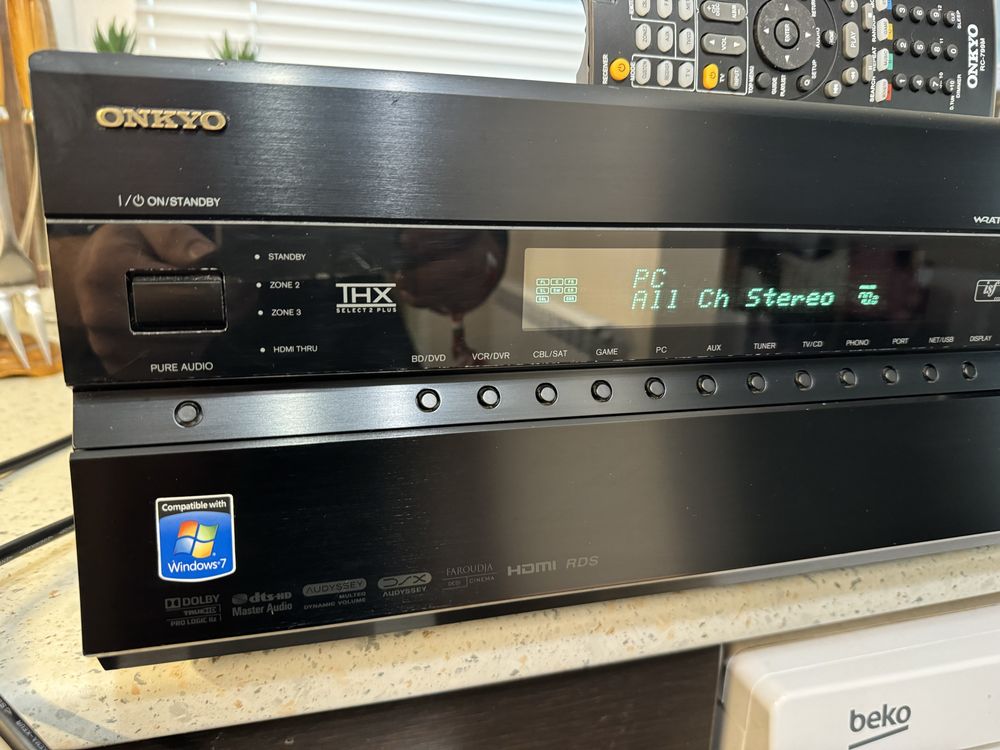 Onkyo TX-NR1008 resiver