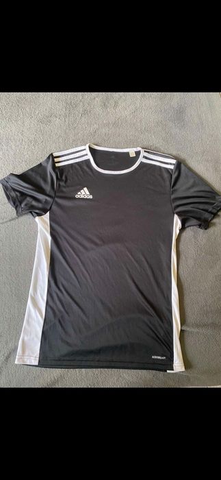 Тениски различни марки