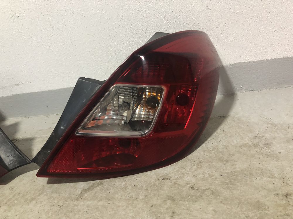 Stop/stopuri stanga/dreapta Opel Corsa D