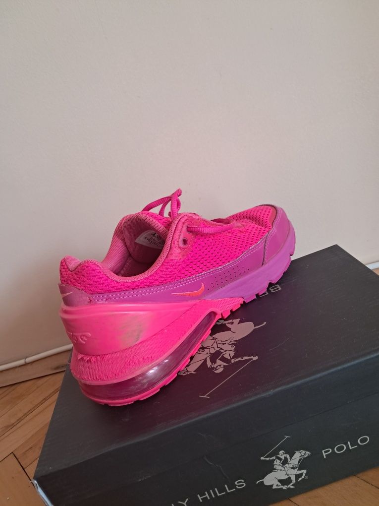 Nike детски използвани маратонки