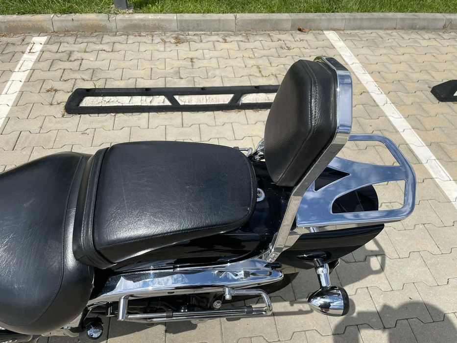 Suzuki Intruder M800