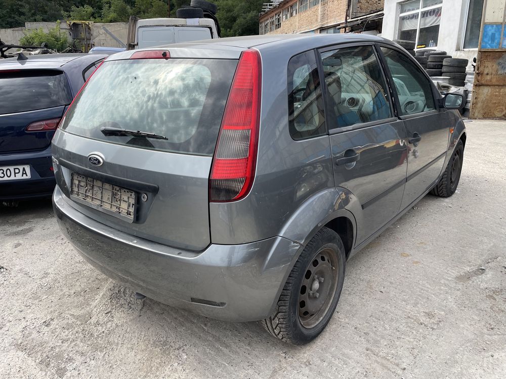 Ford Fiesta 1.6i 100кс 2005г На Части