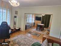 Apartament cu 3 camere de închiriat în zona Centrul Istoric