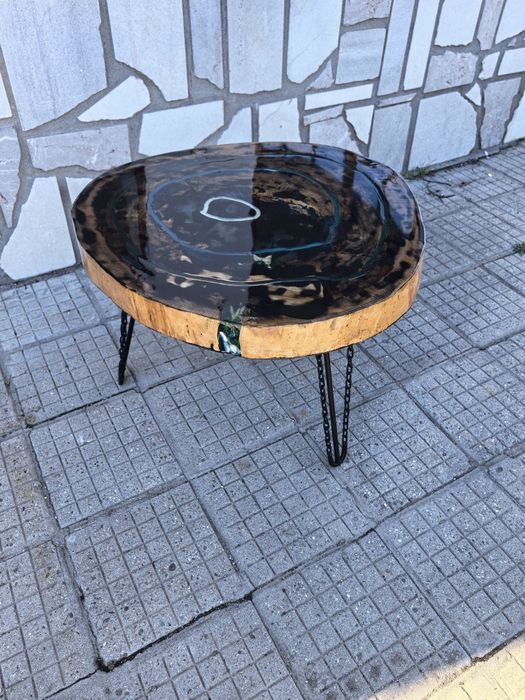 Холна маса от бук с мраморен ефект и епоксидна смола