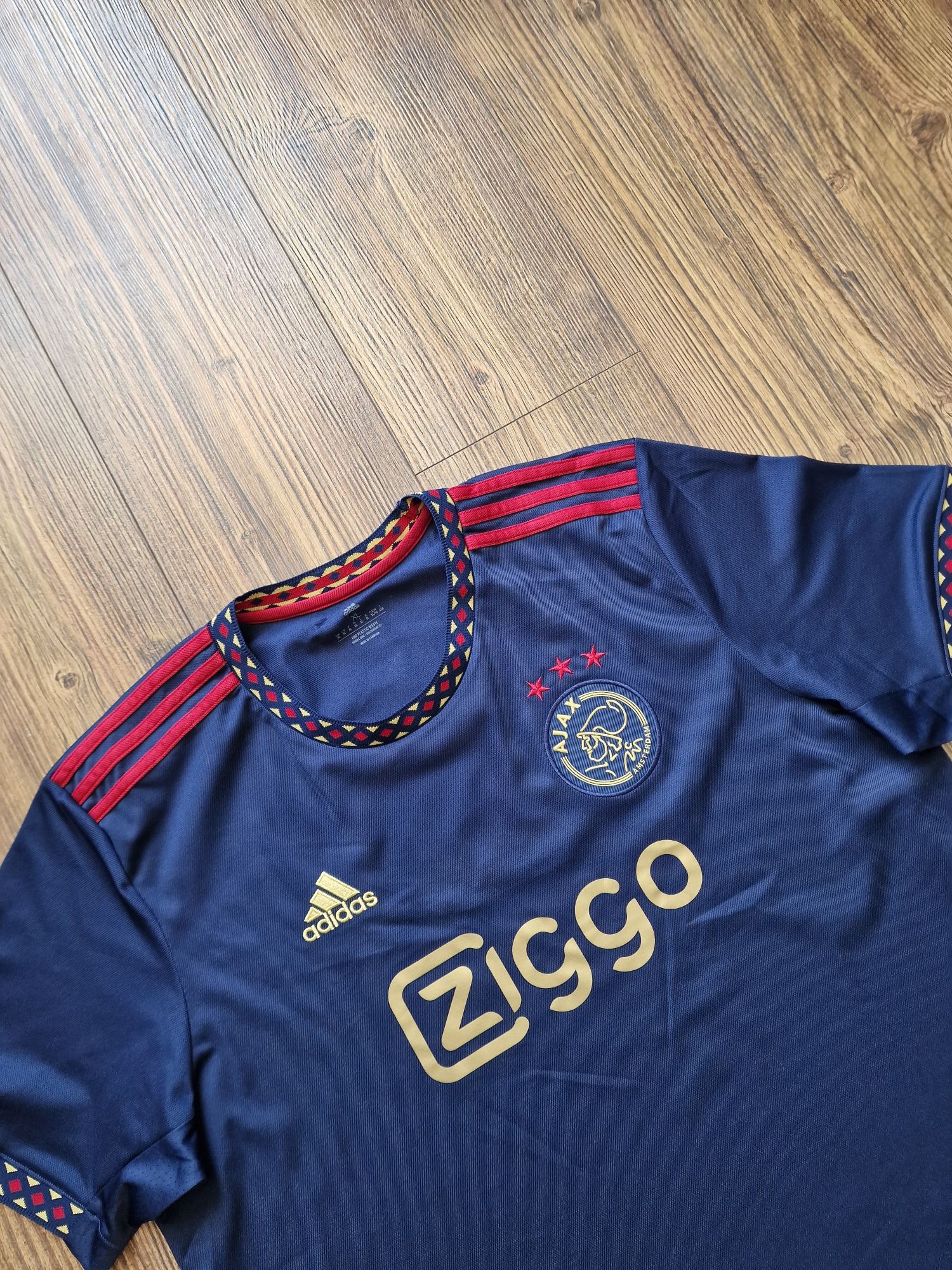 Страхотна мъжка  тениска ADIDAS AJAX 2022-2023 ,  размер  XL