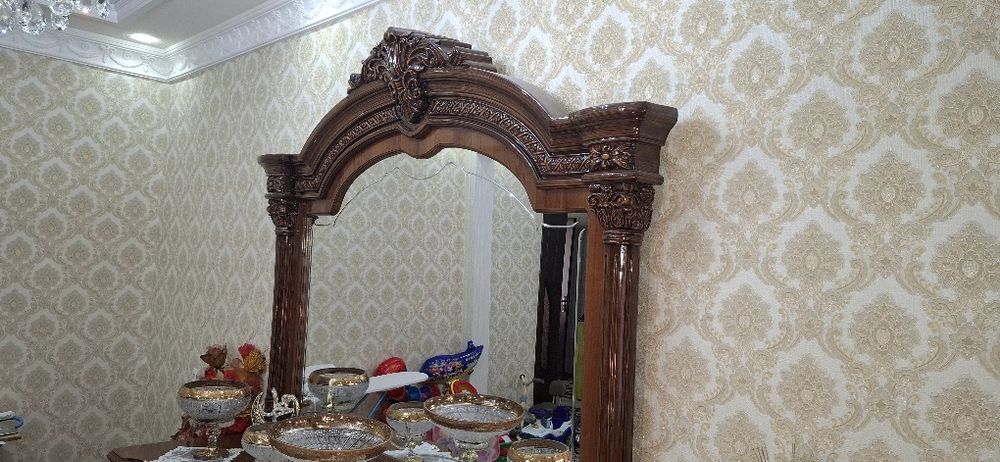 Комод мебель идеал холатда Komod mebel oynaliy ideal xolatda