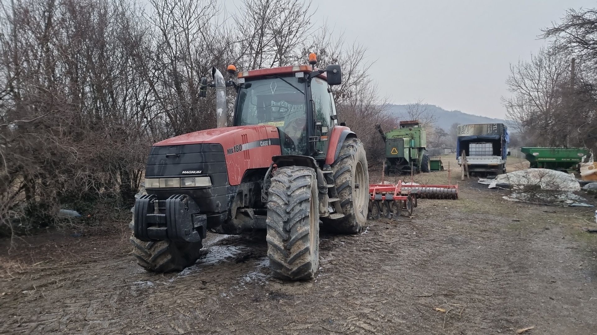 TRACTOR CASE MX 180 SI DISC  Vaderstad carrier 500 și mat Craiova 3.2