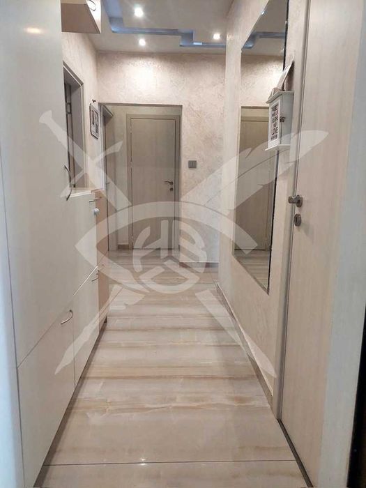 Продава се Тристаен апартамент в София, Люлин 3 - 88 кв.м за 2103 €/кв.м - Снимка #4