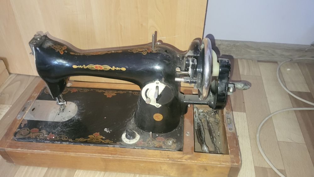 Швейная машинка продаётся