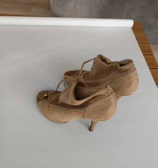 Pantofi eleganți, cu toc, decupați Next 37,5