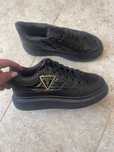 Adidasi dama guess