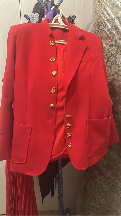 Костюм праздничный