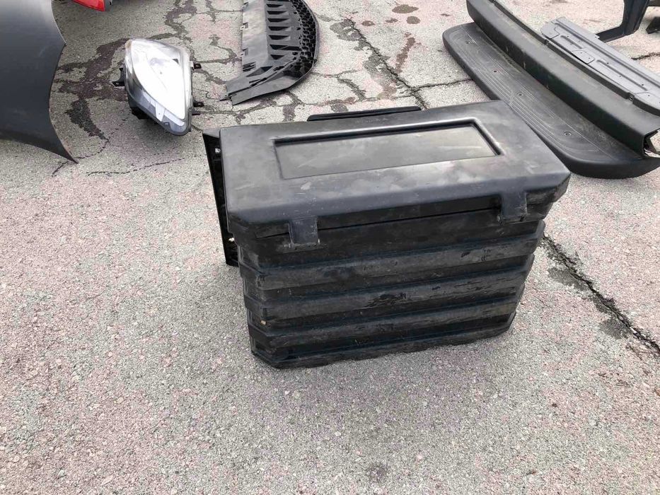 Сандък за бус – здрав, оригинален