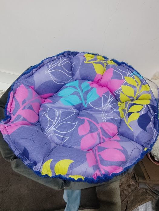 Лежанка для ваших любимцев в наличии а также есть доставка