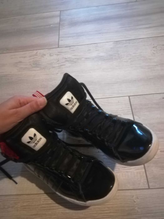 Черни, лачени маратонки Adidas, 37 номер