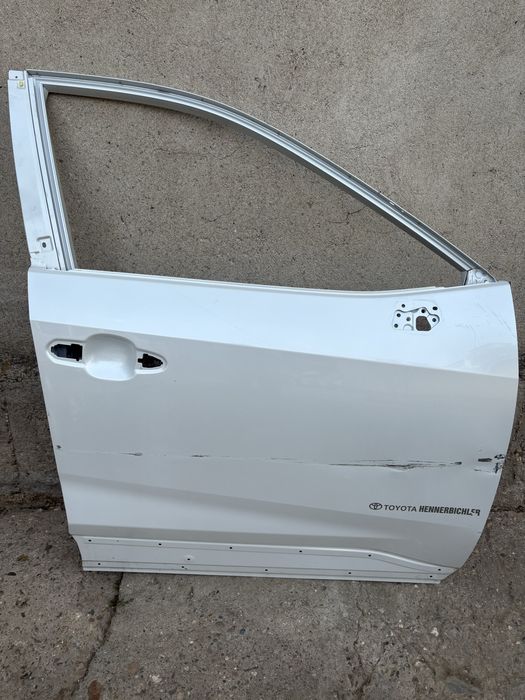 Предна дясна врата за Тойота Рав 4 / Toyota Rav IV 2018 -