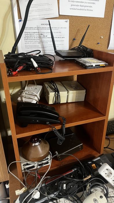 Dulapuri si etajera lemn