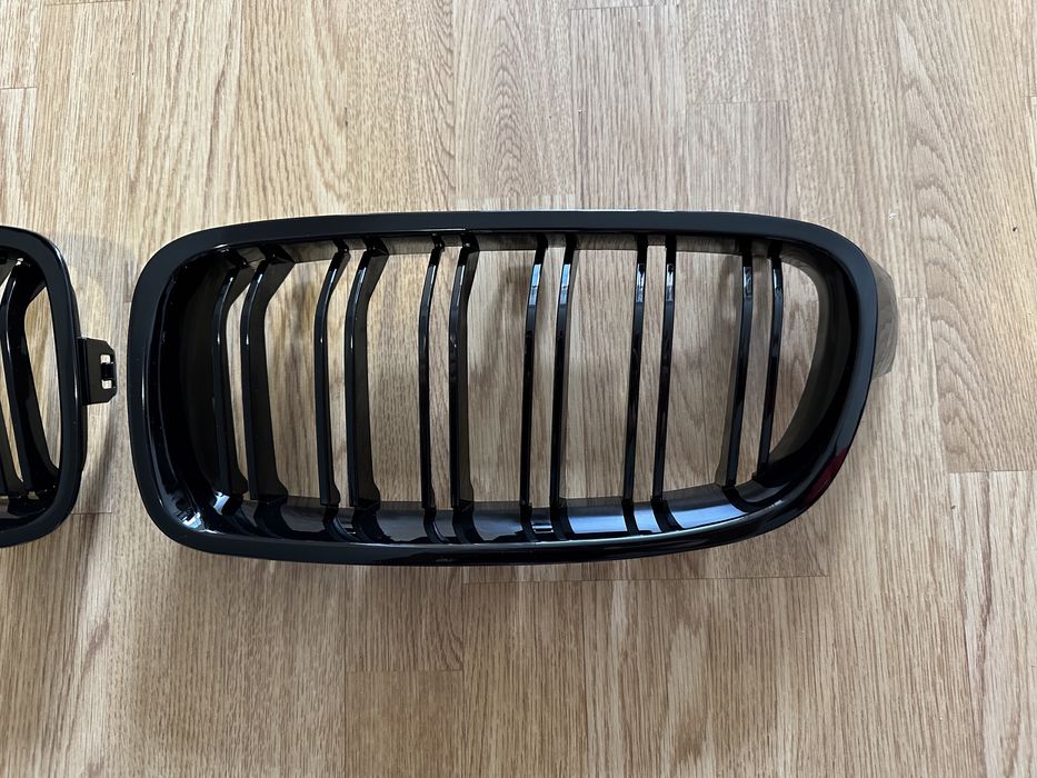 Grile duble M negre BMW Seria 3 F30 F31 2012 - 2018 negru lucios