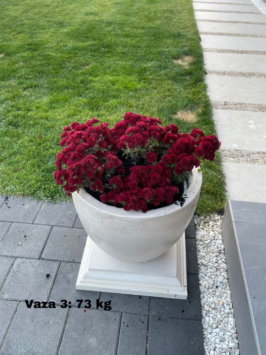 Garduri, vaze si piatra arhitecturala