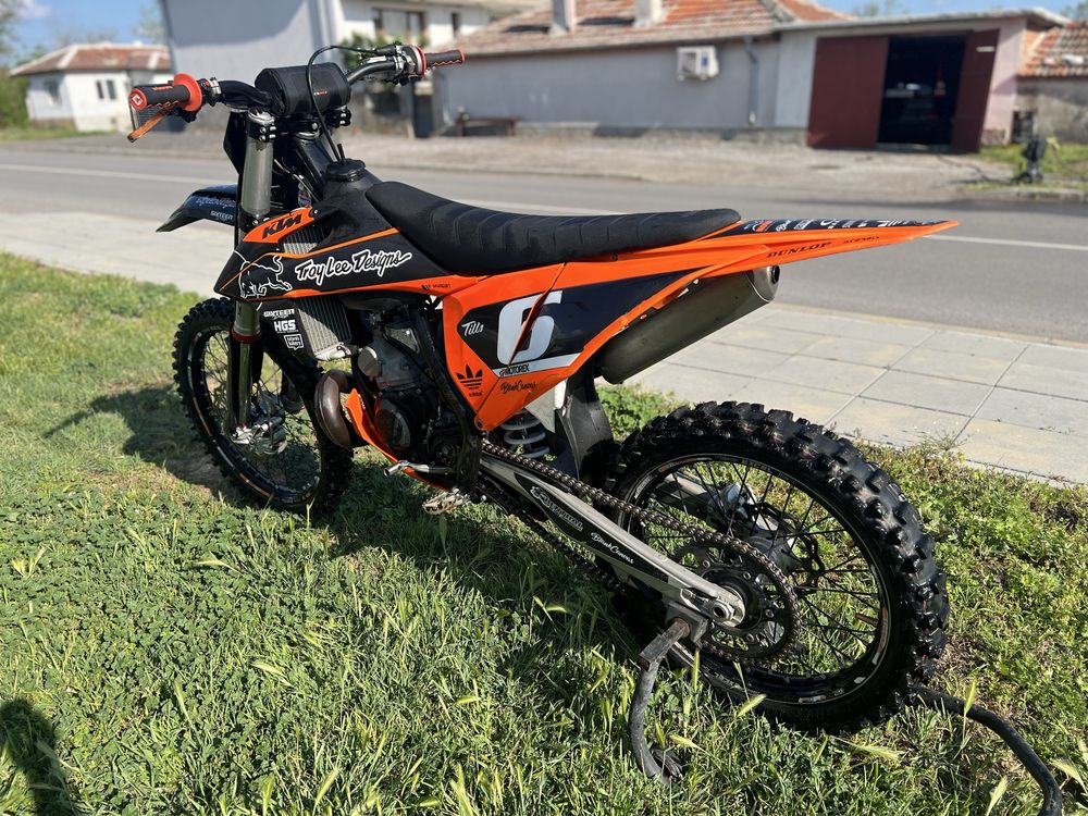 KTM SX 250 2T 2021 мотора е отличен!!