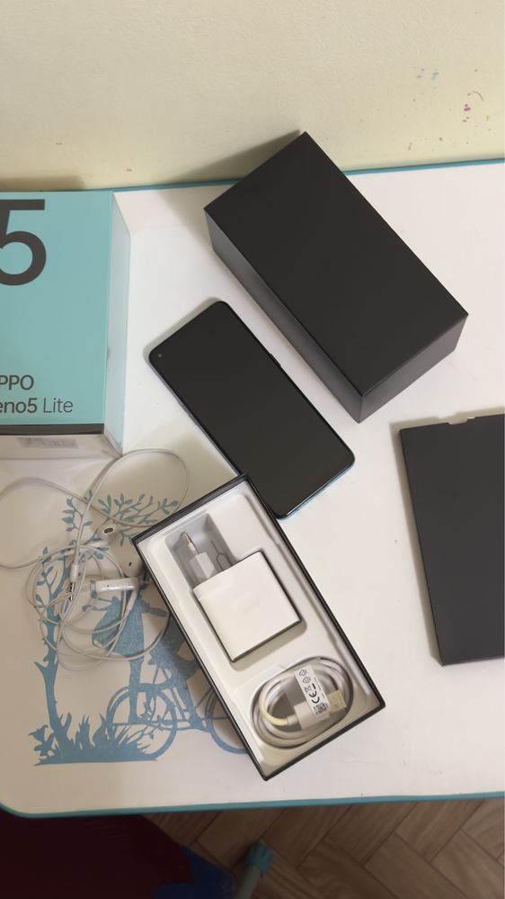 Oppo reno 5 lite в идеальном состоянии