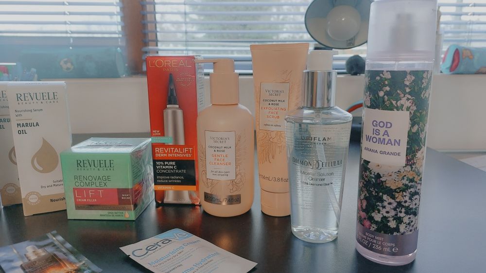 Лотове козметика за лице