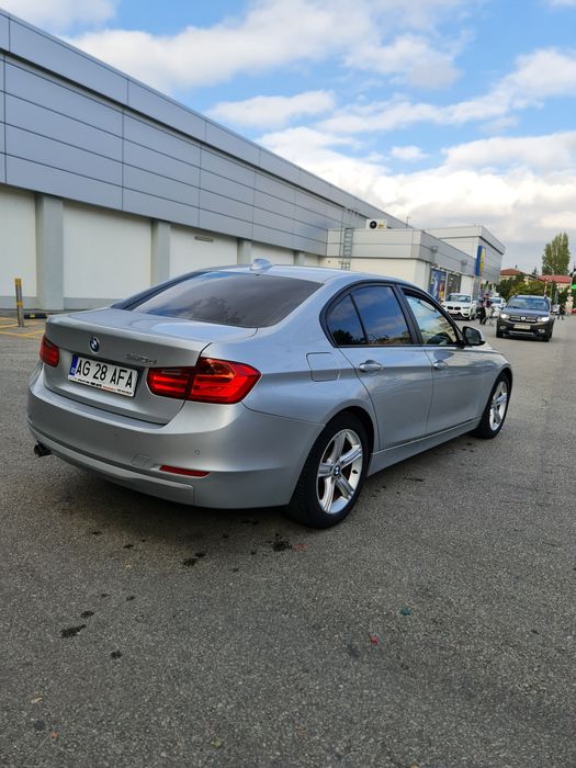Bmw F30  320 manual