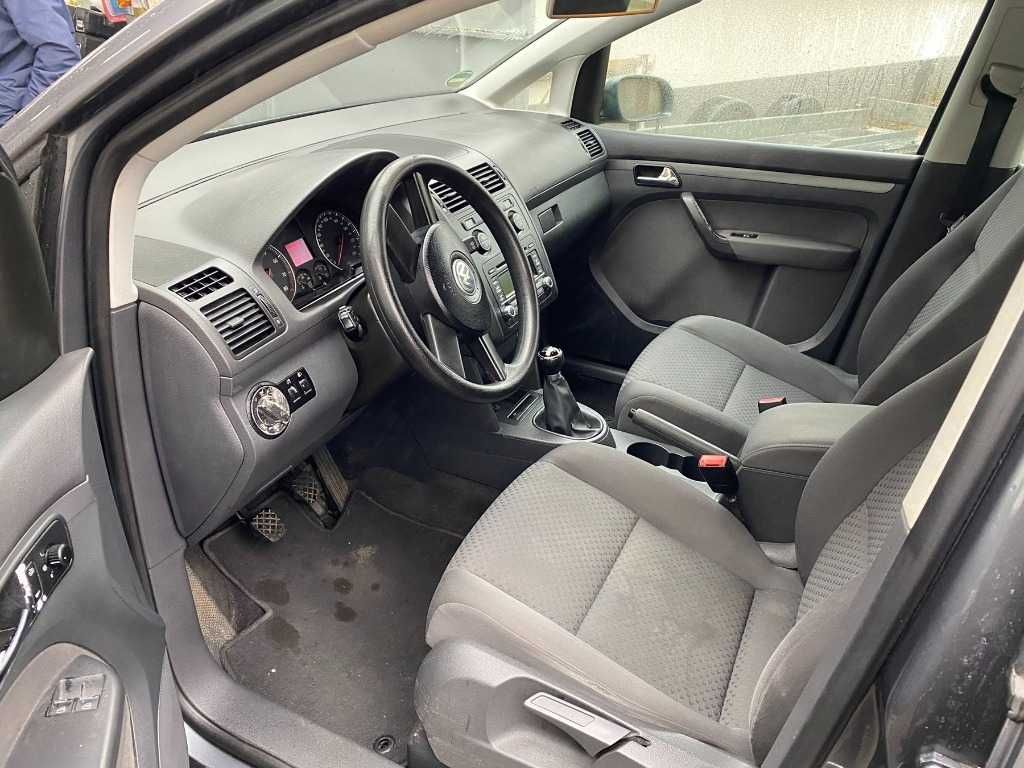 VW Touran 1.6 - 2005г.