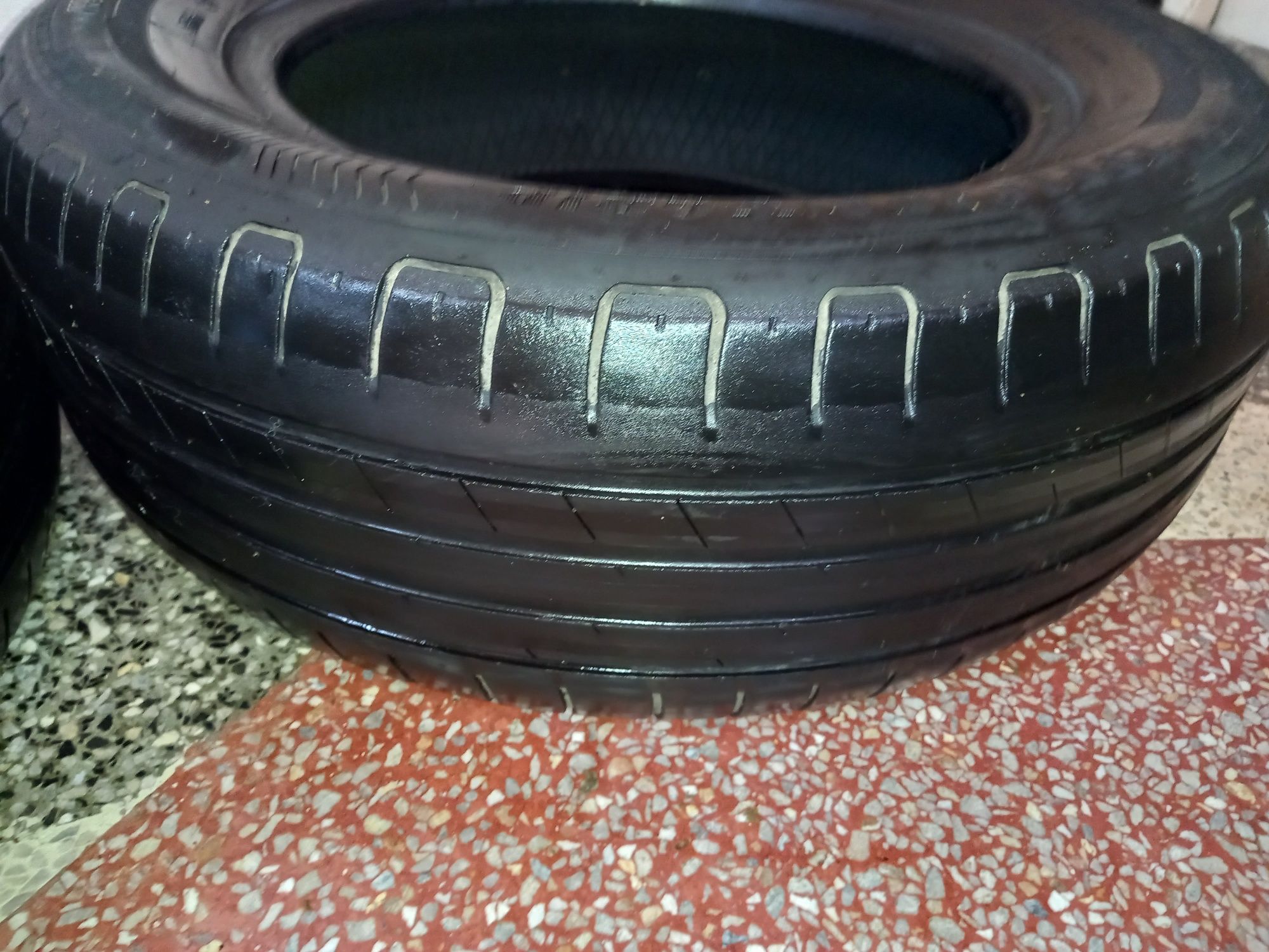 Продавам лятни гуми