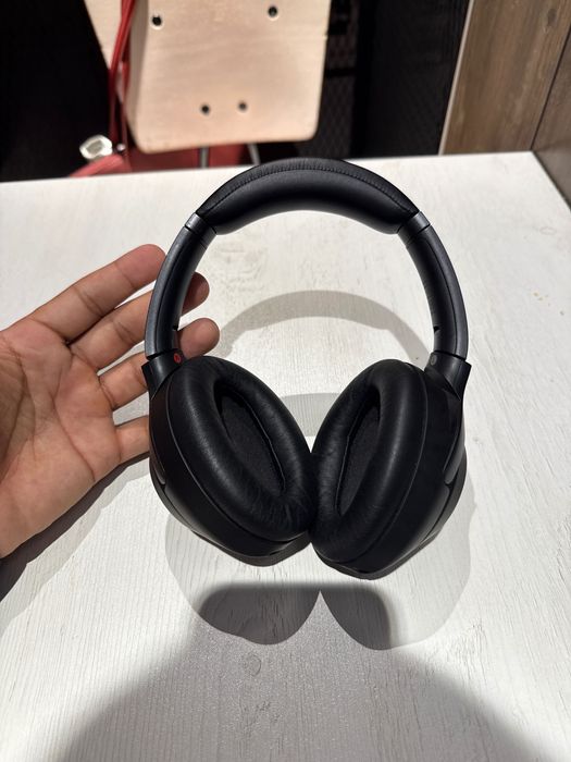 Беспроводные наушники Sony WH-1000XM4
